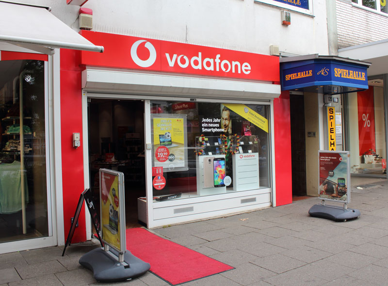 Vodafone Shop Hamburg Barmbek Fuhlsbuetteler Strasse 120 22305 Hamburg Aussenansicht