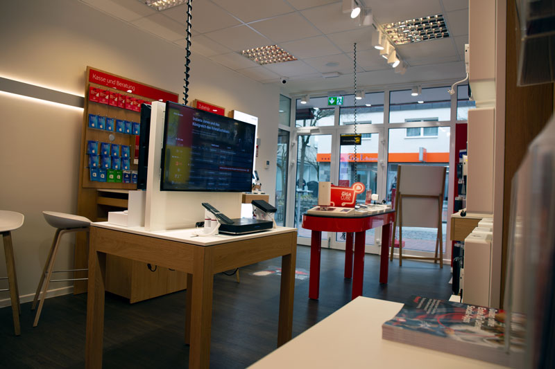 shop-wedel3 Vodafone Shop Wedel Bahnhofstraße 44 a, 22880 Wedel Innenansicht Kasse Smartphones